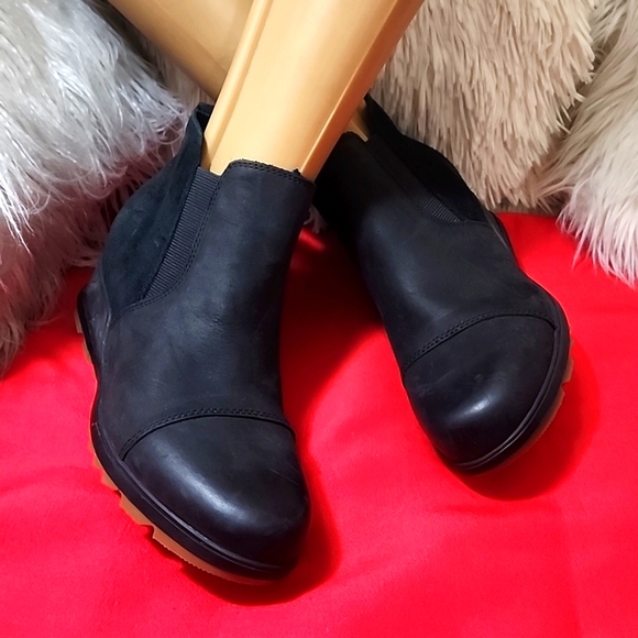 SOREL EVIE PULL ON BOOTS - Picture 1 of 12